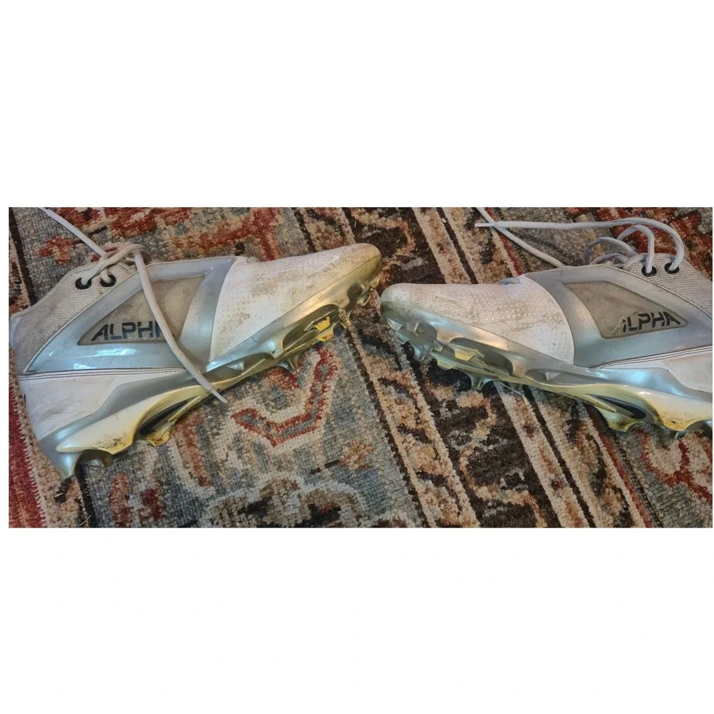 Nike Alpha Menace 4 Pro White Silver Football Cleats Mens‎ 10.5 FD7037-100